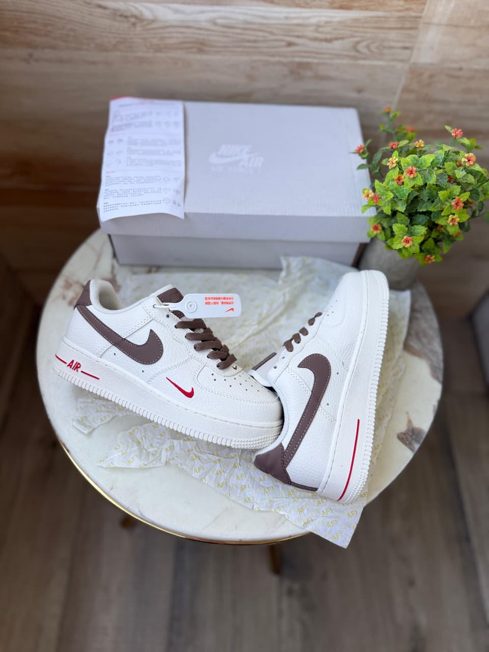 NIKE AIRFORCE ONE BROWN SWOOSH